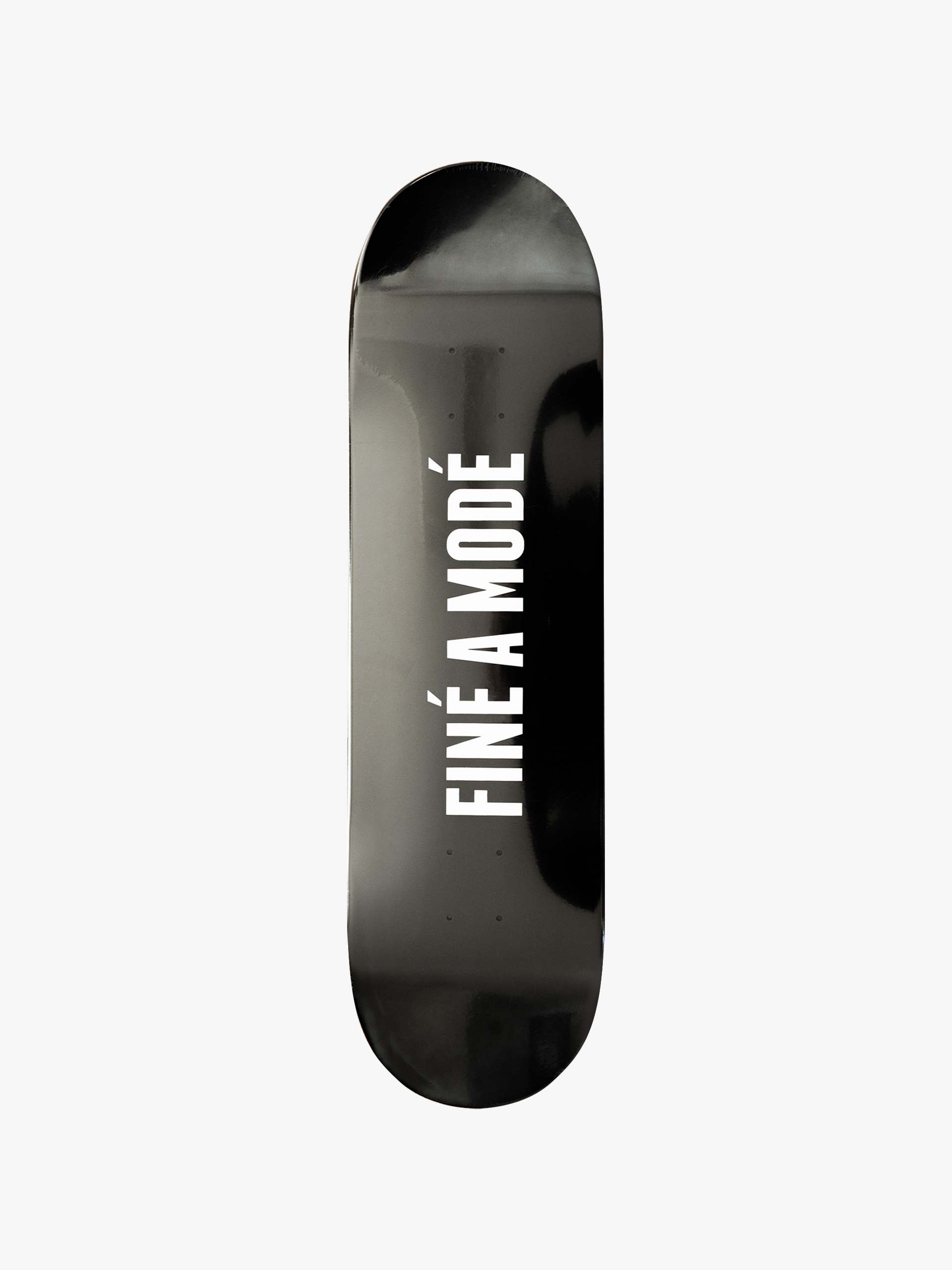 SIGNATURE SKATE DECK