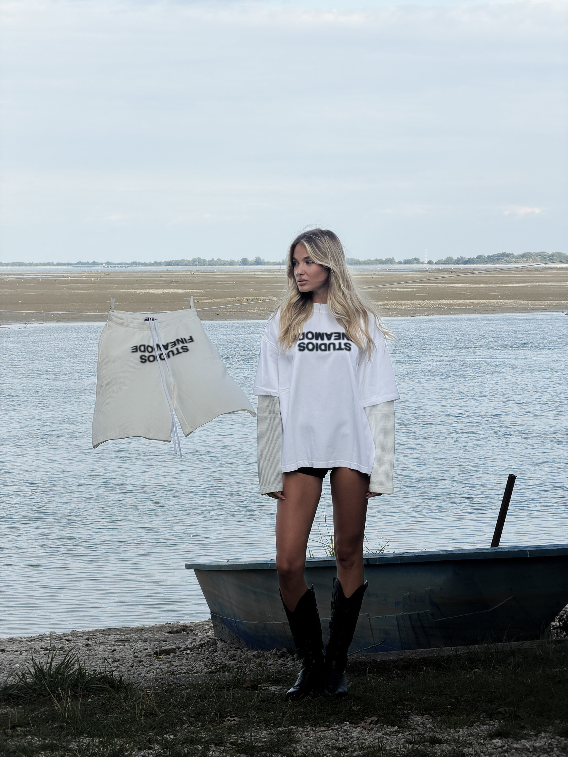 STUDIOS TEE